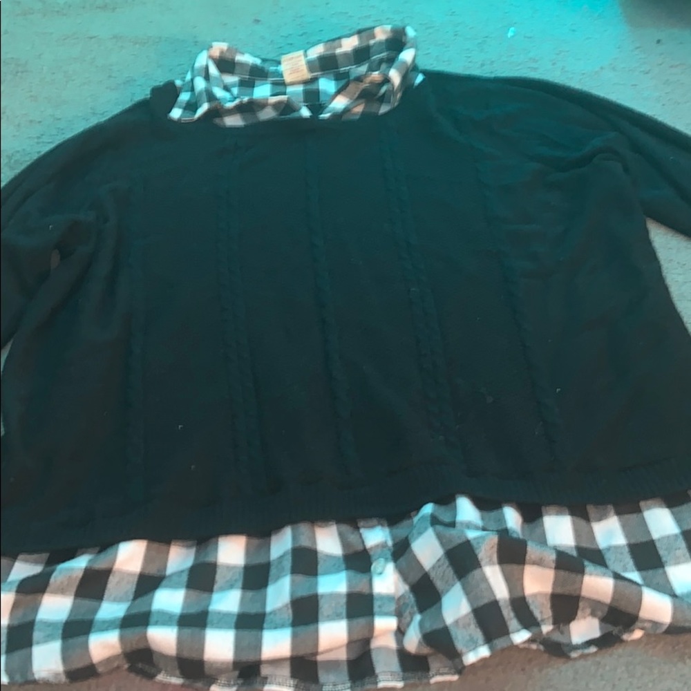 black white& grey checkerboard sweater with collar